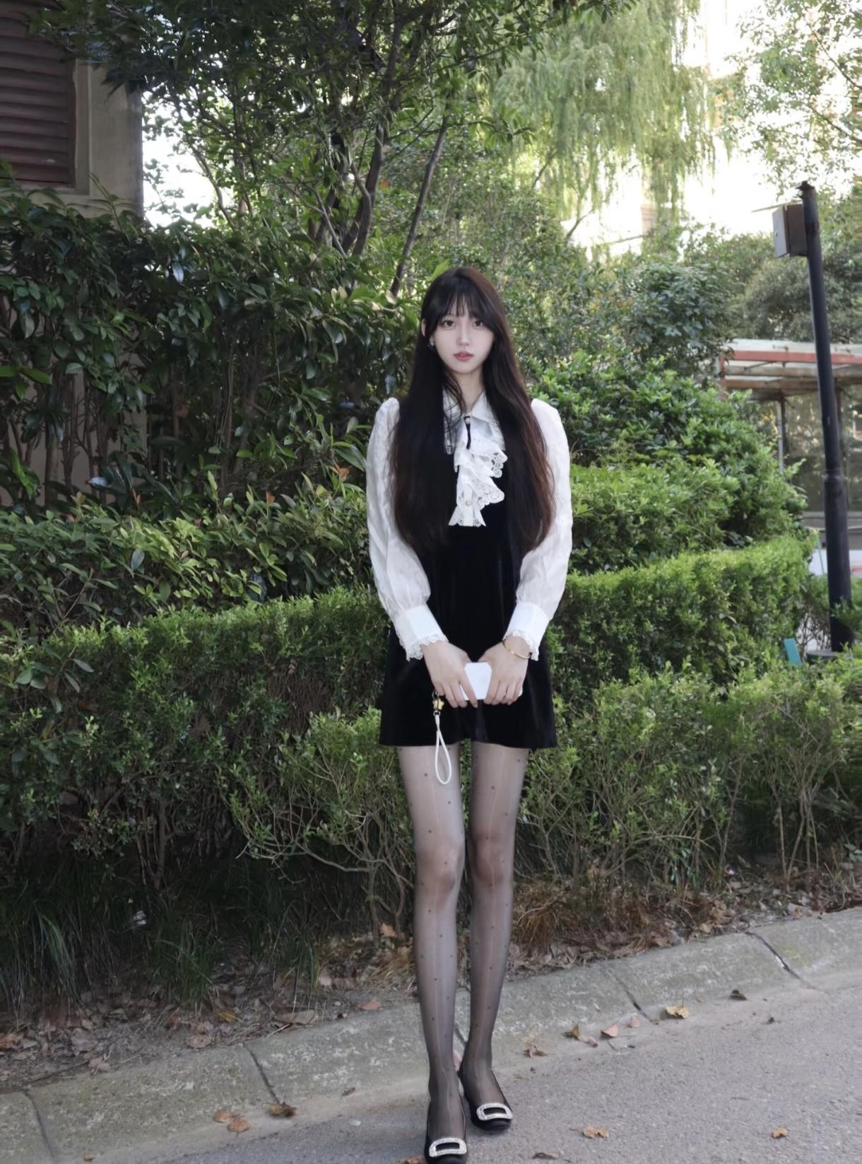 有朋友知道我现在在哪里嘛？最难忘的一次旅游大学生可以穿着丝袜去上课吗女生怎么穿