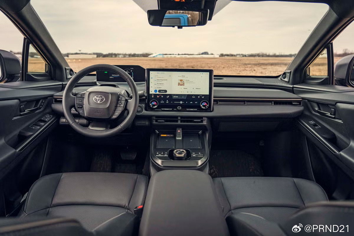 Car&Driver测试了丰田bZWoodland——可以理解成bZ4X的