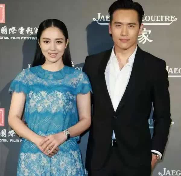 7000万换不来一句再见董璇卖房凑保释金那天，高云翔没回头。澳洲