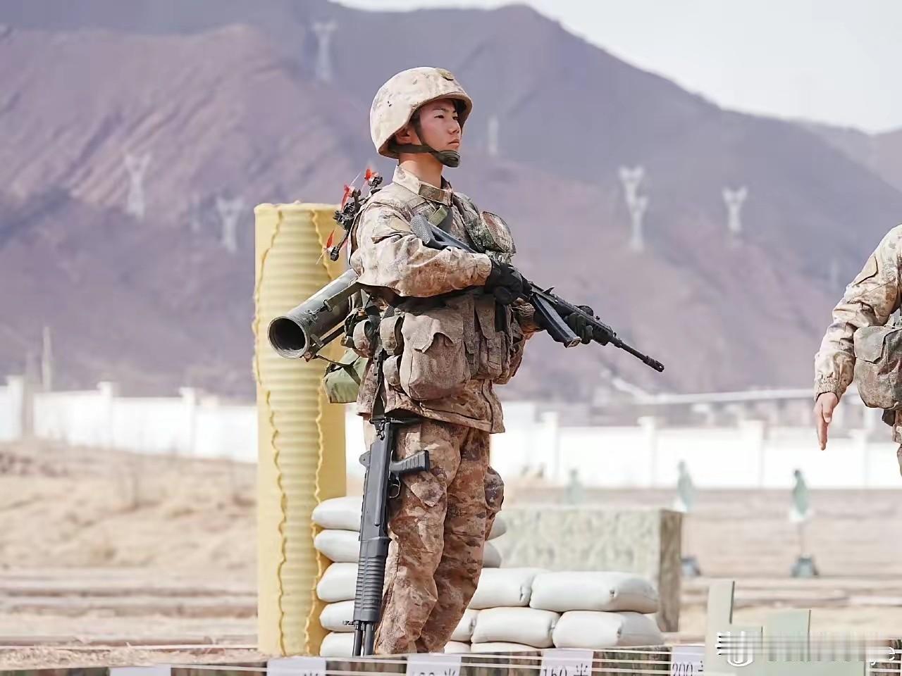 钢铁侠的雏形在中国已装备，中国军队在俄乌战争中总结经验开始装备化央视军事频道报