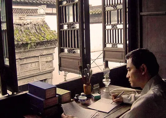 终于看完了电视剧《上海往事》，人生有很多选择，最后的决定都是单行道。在所有