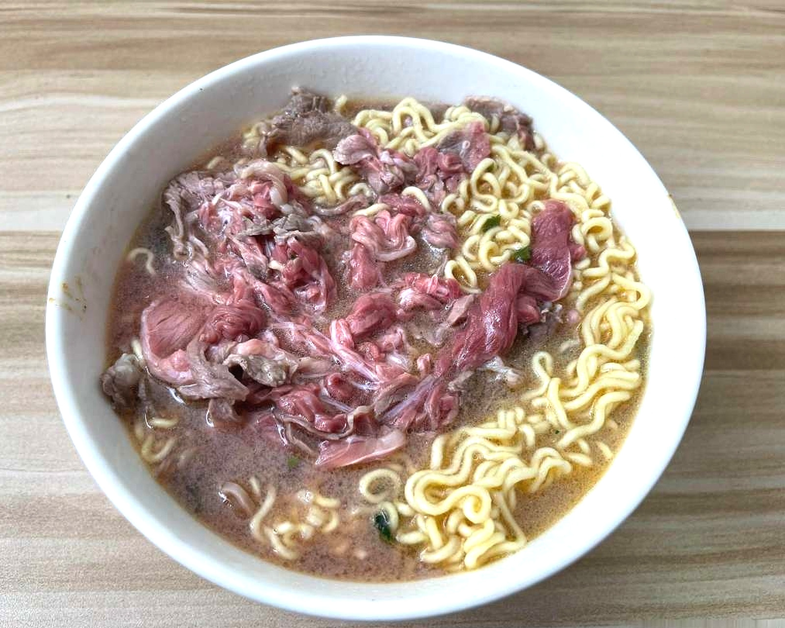 今天牛肉泡面失败了，这吃下去会拉肚子吗[捂脸哭]