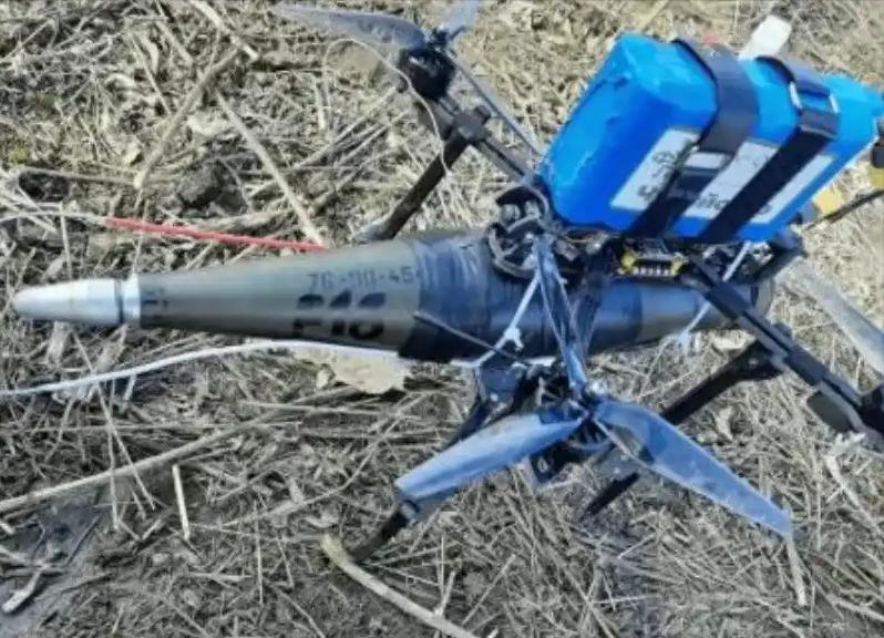 乌克兰目前的困难：遇到了俄罗斯光纤无人机。光纤无人机就是有线无人机，躲开了无