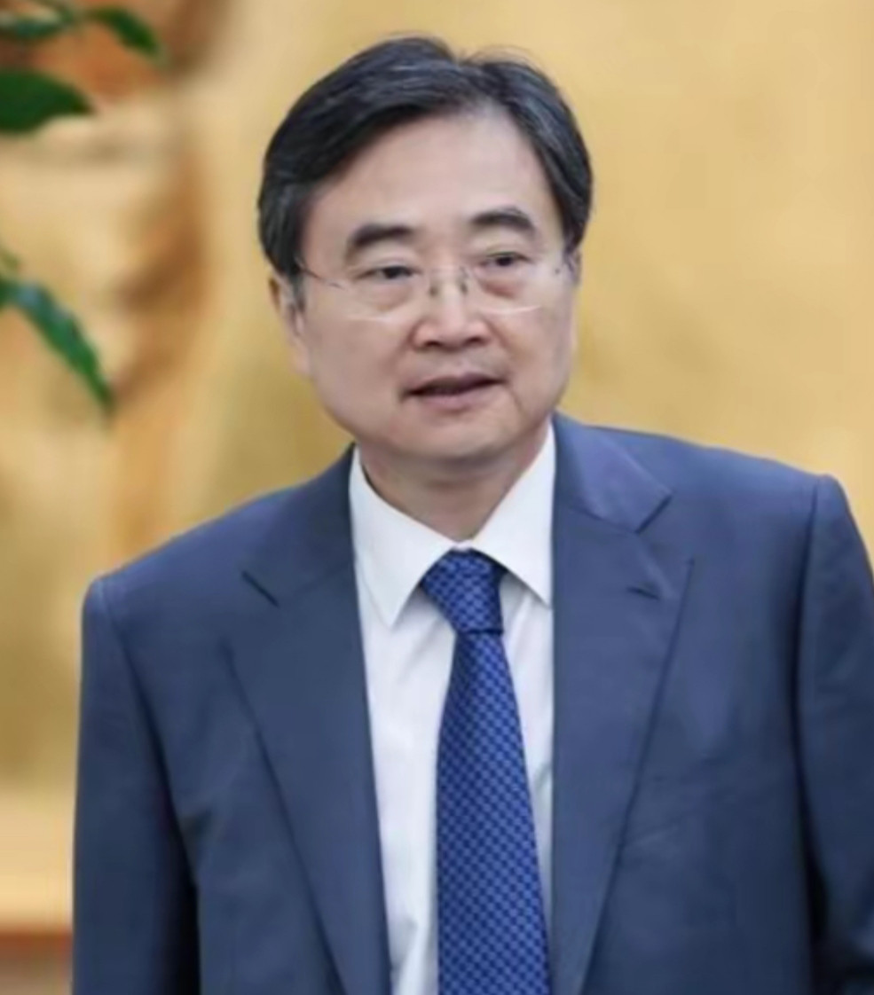 一句“希望中国遵守国际法”，一夜之间把韩国外长赵显推上了中韩关系的风口浪尖。话不