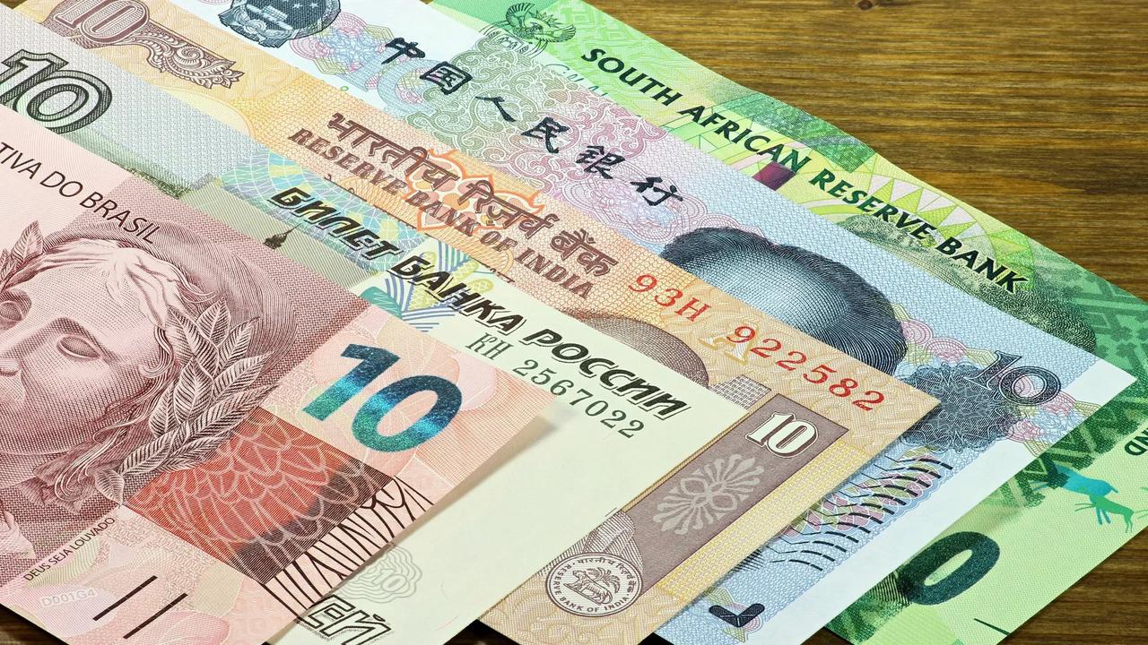 美国不想看到的事情，如今正在发生，而且在快速崛起！金砖国家使用本币结算，不仅削