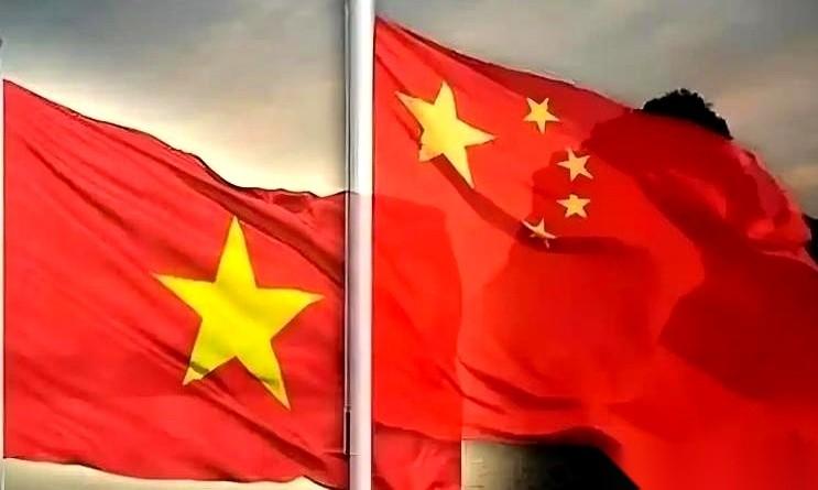 一个越南网友的问题，让我半天没说出话。他说，越南以前是从中国分出去的，现在要是