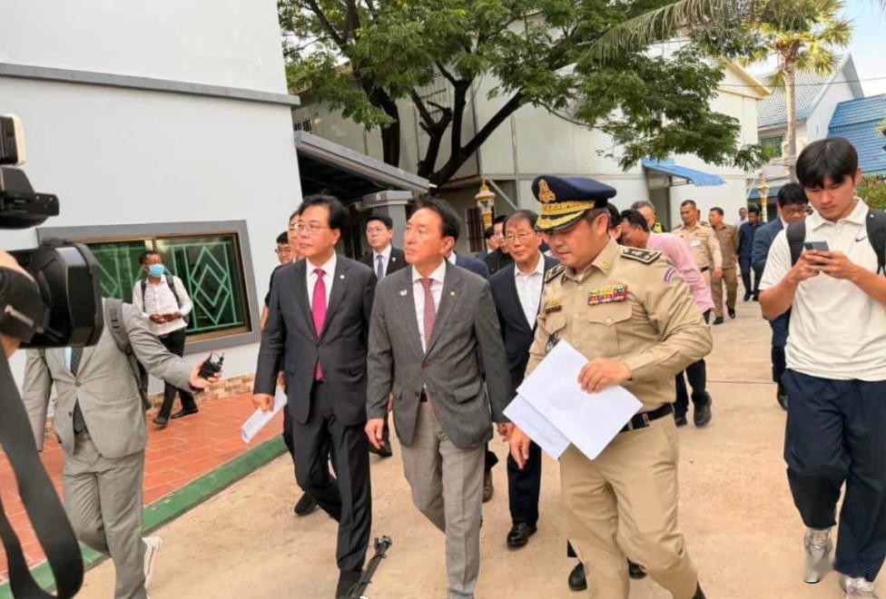 韩国这次确实牛！韩国方面认定在柬埔寨有1000多名自身公民在电诈园区被扣后，不断
