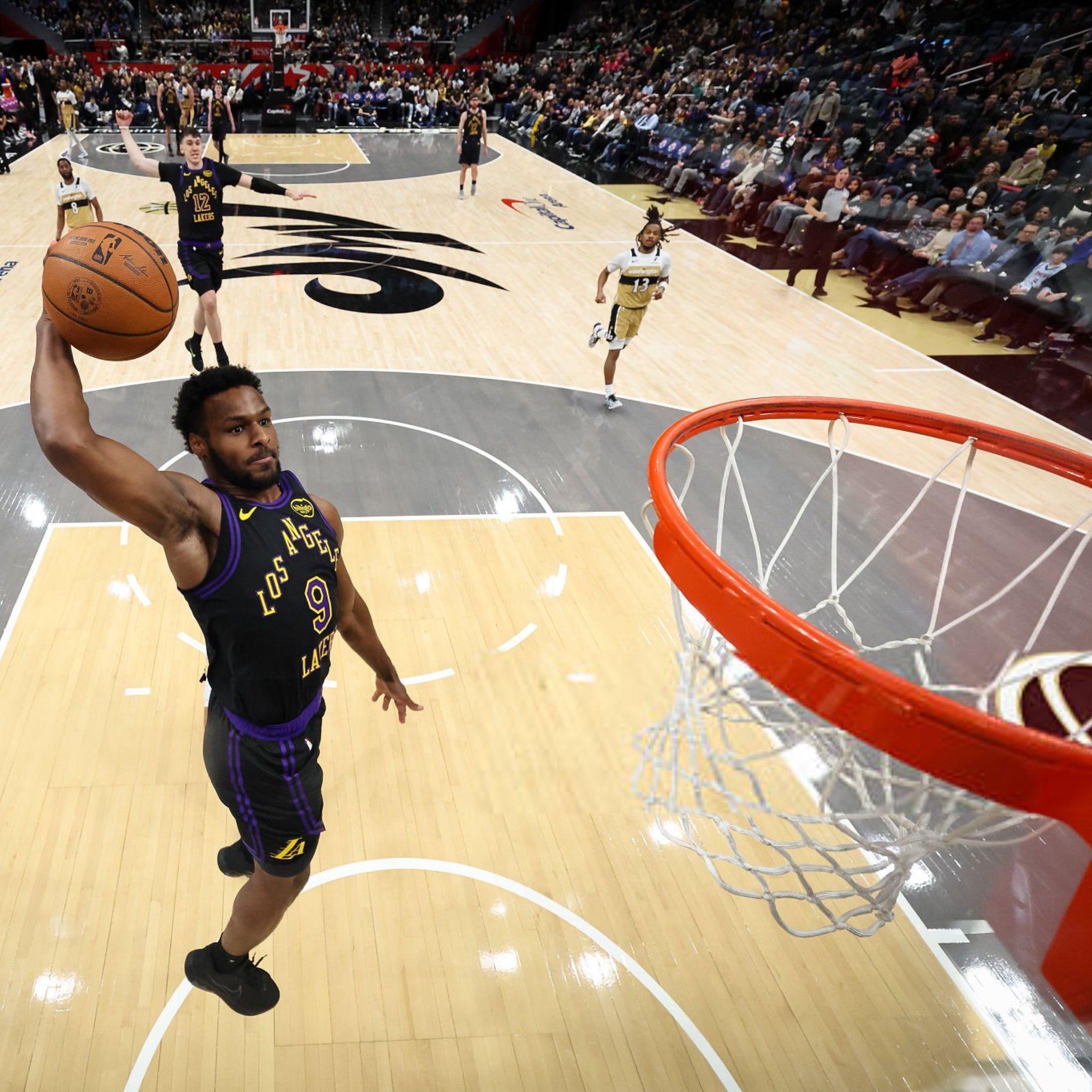 哈哈哈哈拉拉维亚