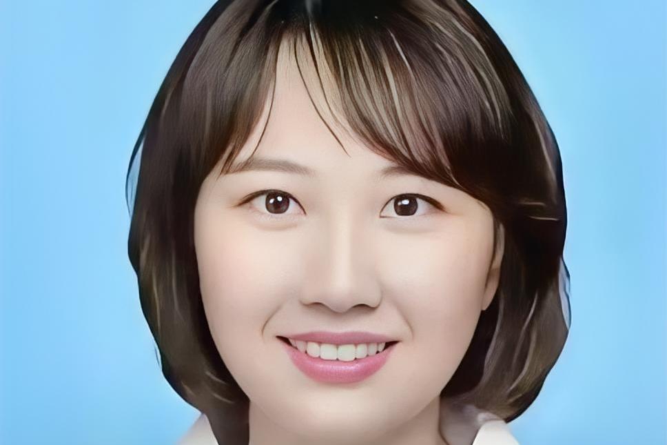 香港医生荒竟成“逆袭跳板”！被网友吐槽到抬不起头的主治医生，转头就靠高才通拿到月