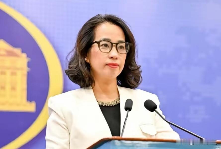 越南占了29个岛礁，中方的忍耐账如今该好好清算。柏礁从原本0.15平方公里扩充至