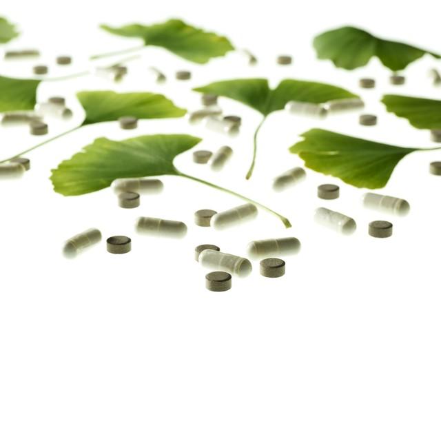 医生提醒：长期吃银杏叶片、通心络，先搞清这3大风险！吃错比不吃更危险大家好