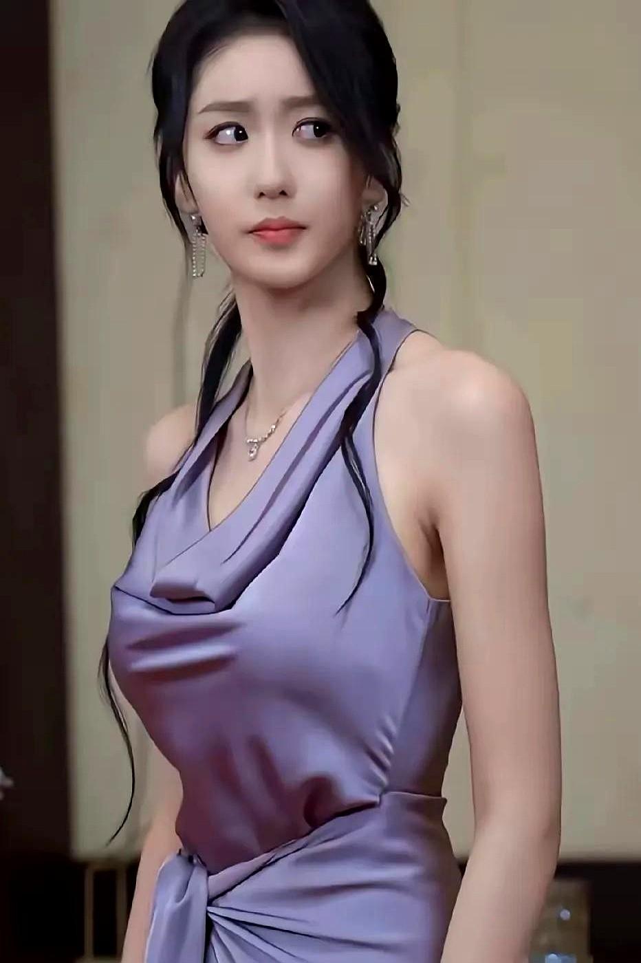 谁能想到？曾经在传统剧里跑龙套、被流量团队嫌弃的高子怡，如今靠短剧彻底火了！