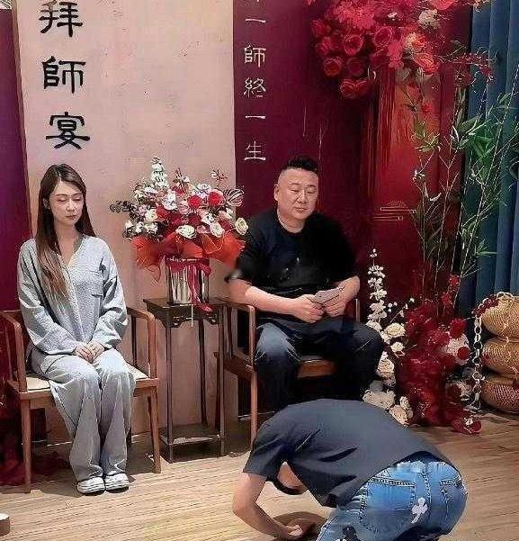 看得出来师傅不一般穿的alo
