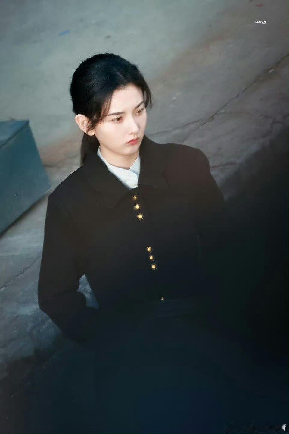 新剧是现代剧吗！！！狠狠爱了