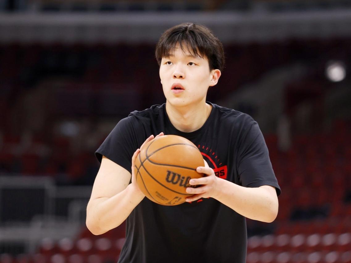 杨瀚森健康打球，才是大家最想看到的模样今天杨瀚森被安排至发展联盟，让很多球迷