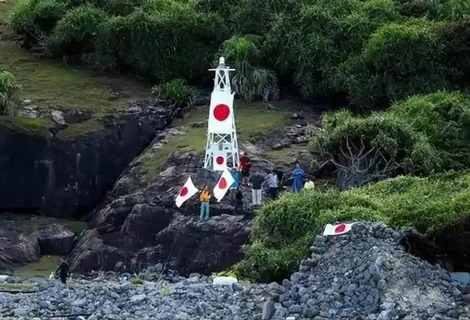 钓鱼岛究竟有多大？上面能住人吗？其实在几十年前，钓鱼岛上的原住民，是一群日本人。
