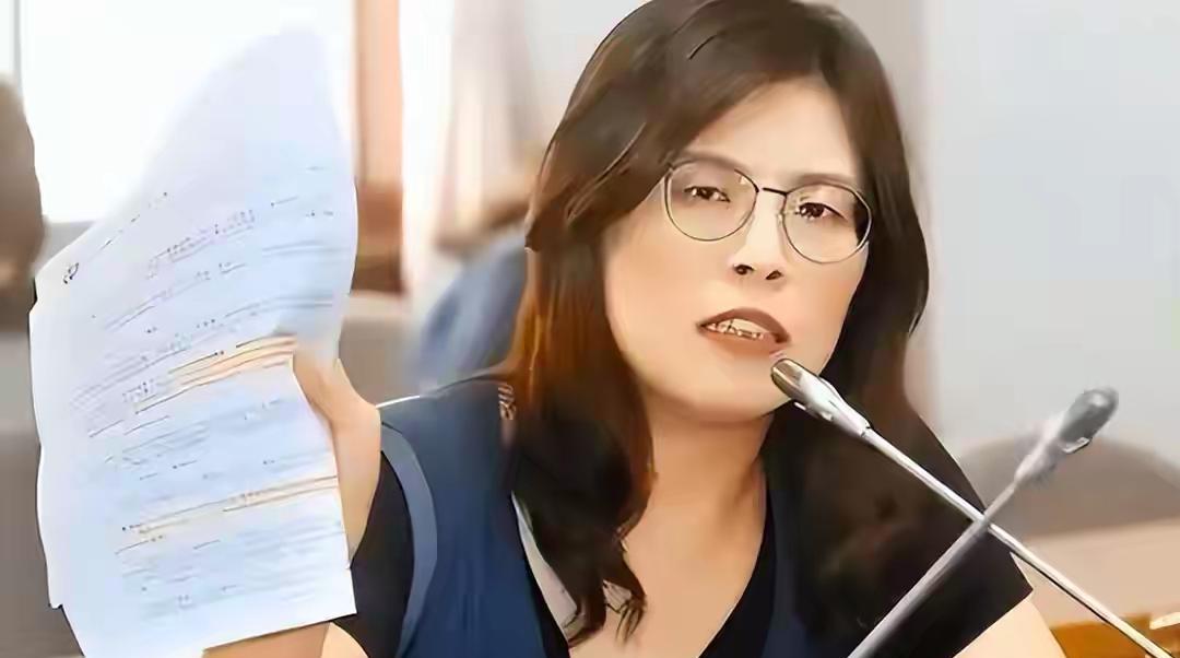峰回路转！国民党主席竞选人郑丽文的支持率遥遥领先了，高达57%！馆长陈之汉坦言
