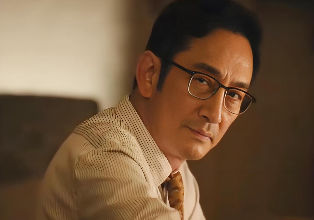 《交锋》：温老板潜伏这么久，为了林看山暴露身份绝对是得不偿失！林看山见势不妙