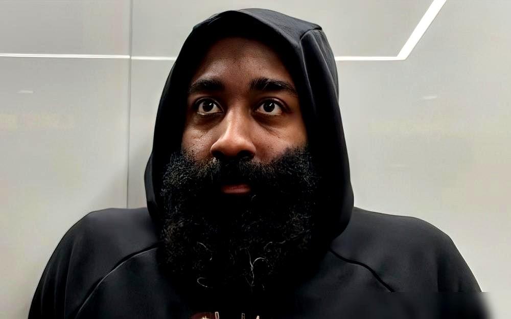 哎呀，看到这消息我真是替哈登捏把汗！什么“想打亚历山大”，这纯属扯淡啊！20