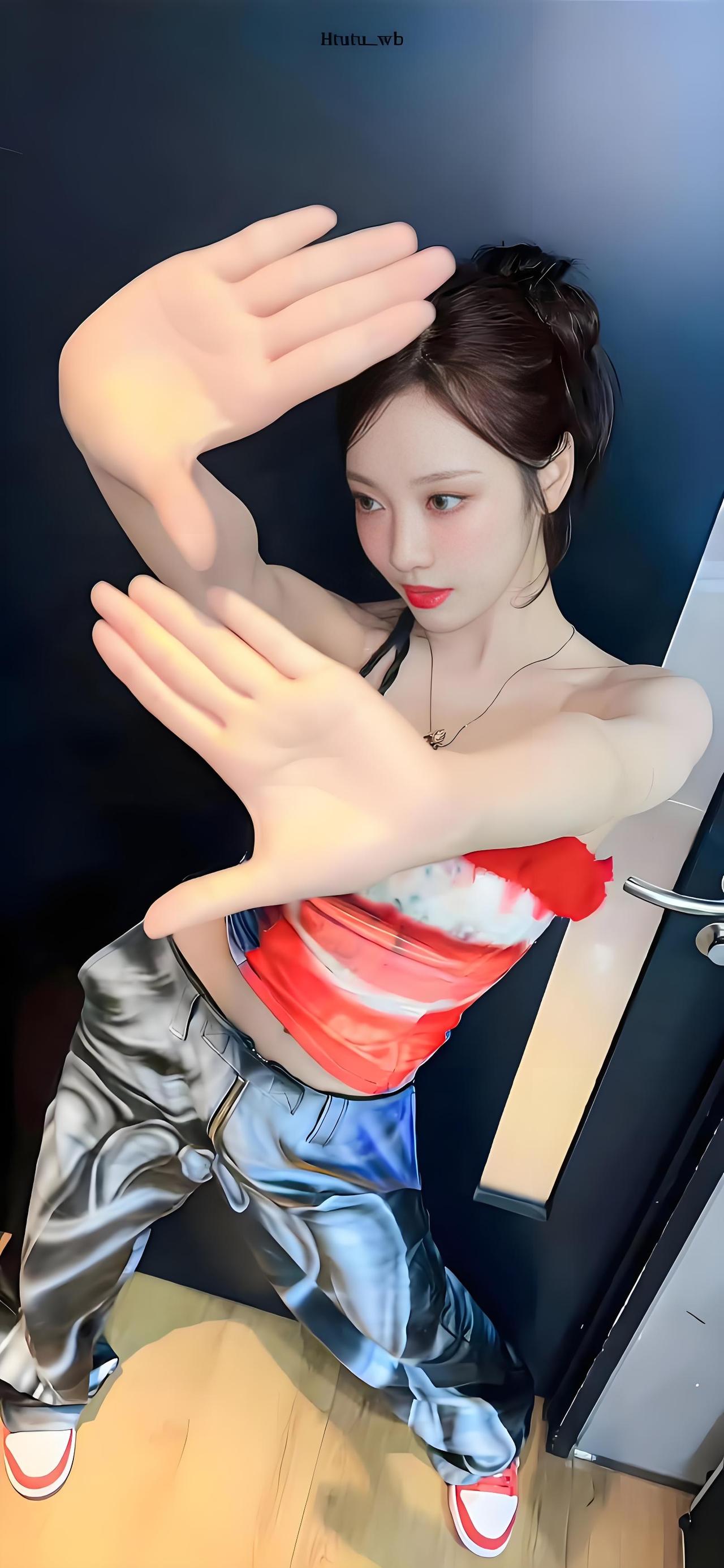 宁艺卓写真集惊艳来袭，灵动姿态与绝美颜值，尽显独特魅力高颜值美女美女写真好身