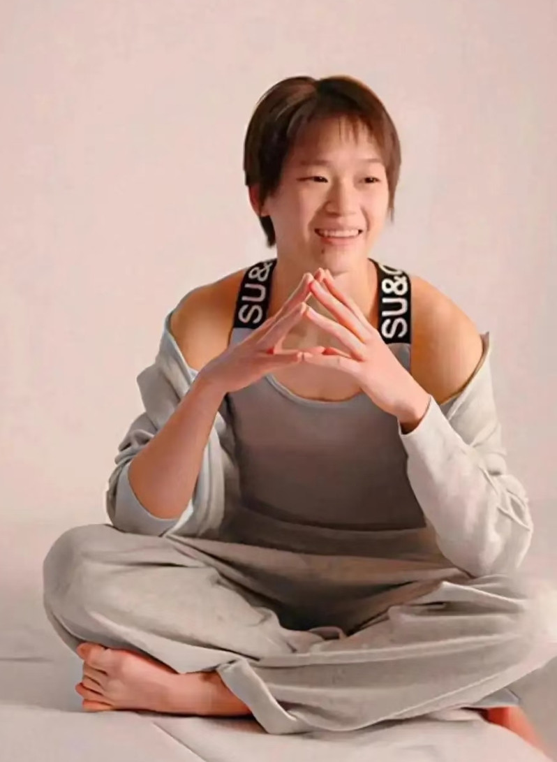 全红婵家的大喜事！5月4日有国内媒体报道，跳水奥运冠军全红婵老家广东湛江麻章区