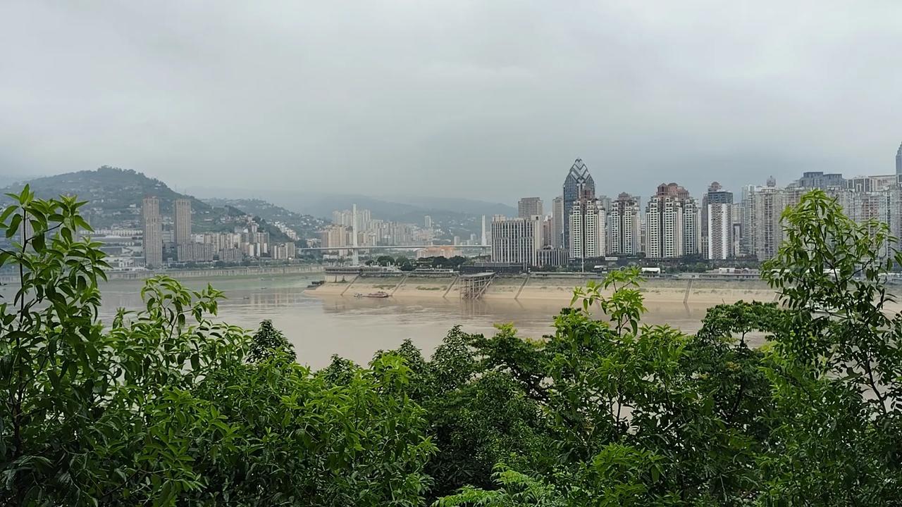 你感觉灵活就业缴纳社保压力大吗?这个问题，灵活就业人员要靠自己个人缴费15年压