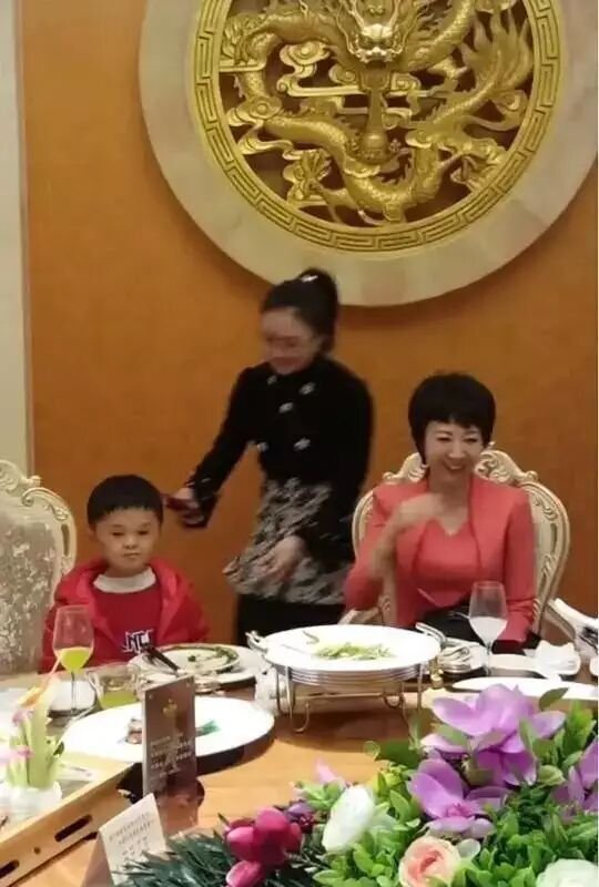 “小马云”现状：被公司抛弃，18岁似精神小伙的他做了一件令人惊讶的事
