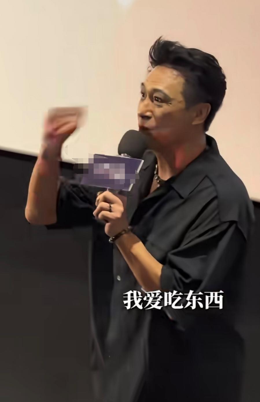 吴镇宇:“我爱吃东西，但是我太阳下山之前就把我最后一顿饭吃掉，每一天都会上称，吃