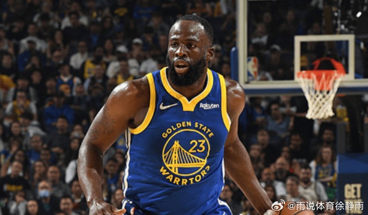 格林给我滚！非常明显，勇士球员根本不想跟格林搭档了，他只要一上，所有人都陷入消极