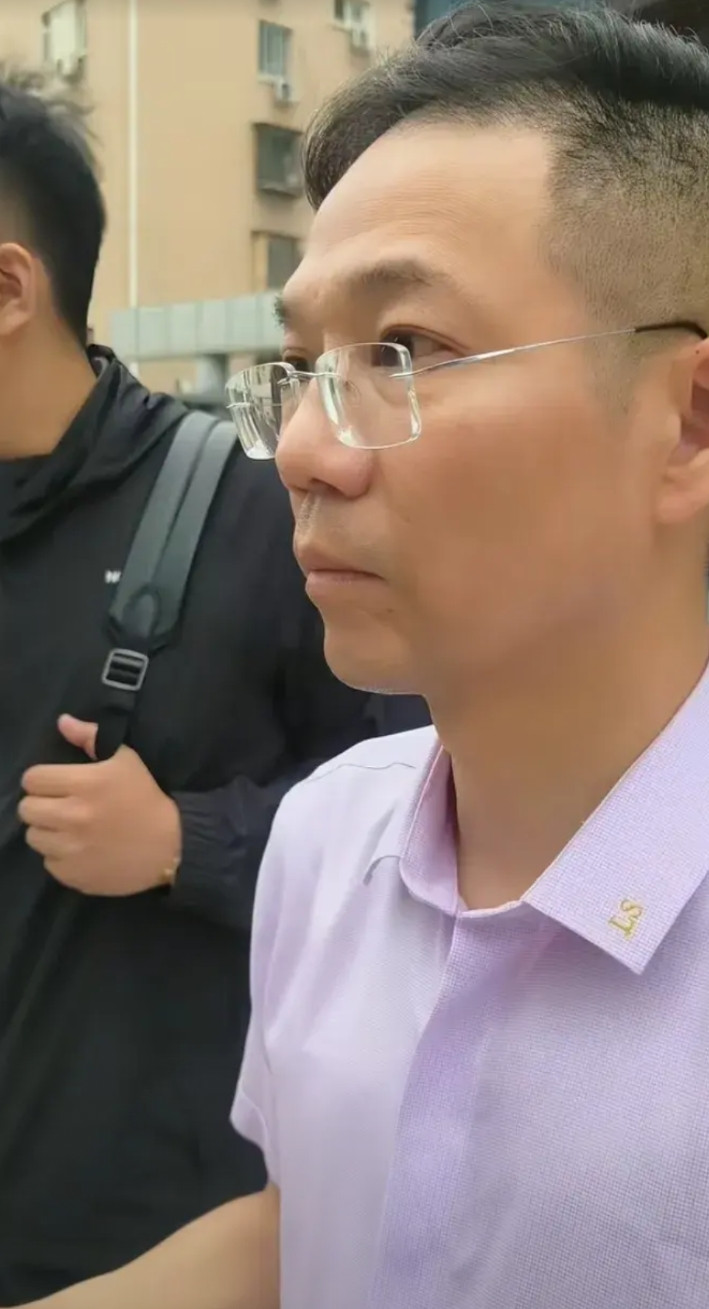 李圣律师收到了si亡威胁，人家说的有理有据，收了钱就要办事。后续怎么办，怎么才
