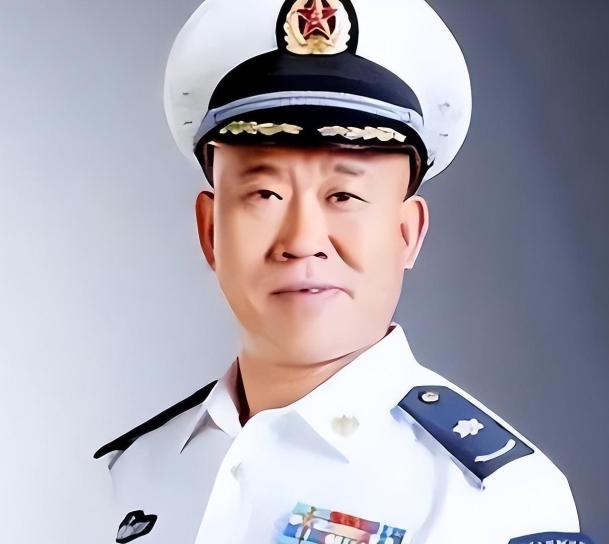 演了一辈子坏人，68岁的杜旭东却是最硬气的爹，女儿怀孕6个月遭前夫冷暴力，