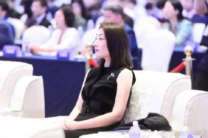 娃哈哈经销商大会11月召开据报道,宏胜集团近期在销售会议中发布核心事项通知,对经