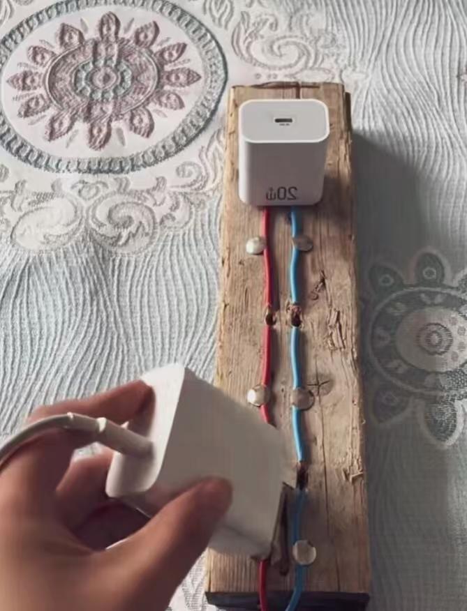 50年的老电工出手了，请问阁下如何接招