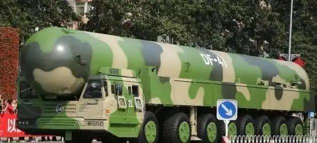 一枚东风41能直接摧毁一艘航母吗？说实话，一枚东风41想干掉十艘航母都没