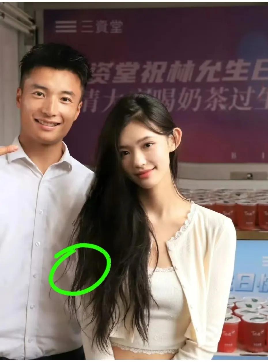 难怪…圈内人都说大佬对她是生理xing喜欢。她出道颜值不是巅峰，她医美以后才是明