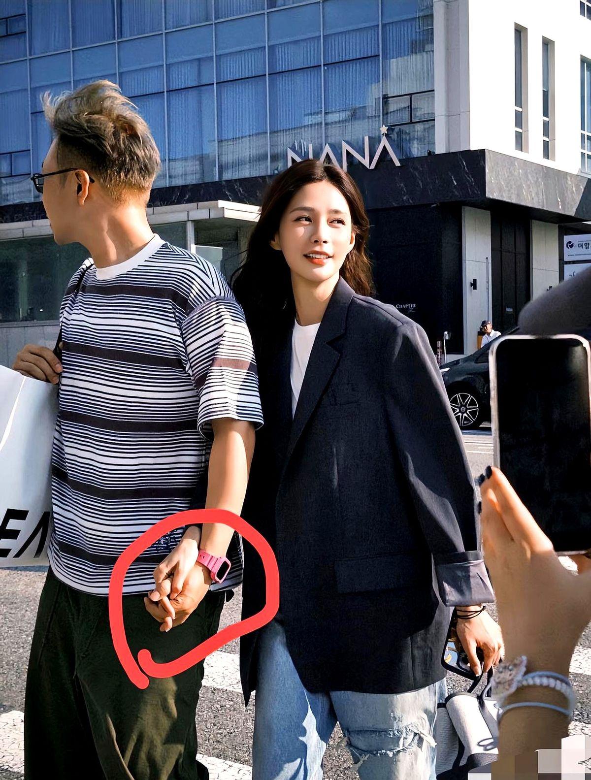 明星夫妻中最不能理解的就是沈梦辰和杜海涛夫妇了，你说他俩都结婚这么久了，似乎不像