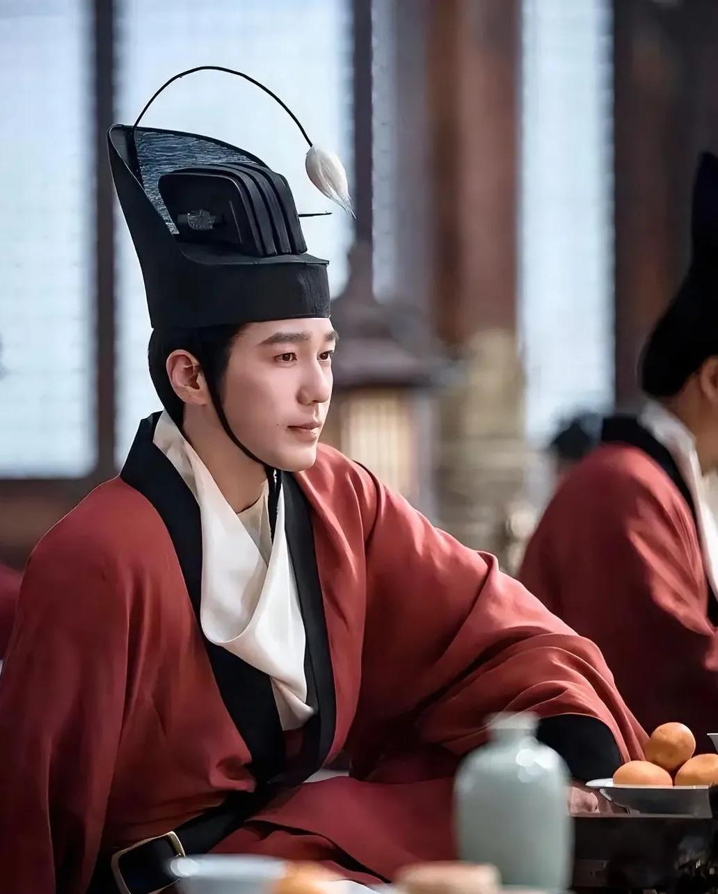 可喜可贺，喜从何来呢？一是，南京的明孝陵火后，游客接踵而至，隔壁杭州为了替南京