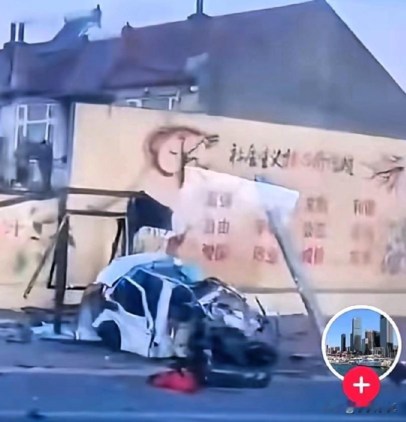 大连警方通报：小型客车与货车相撞，造成5名乘客当场死亡，小车有违规违法行驶？根