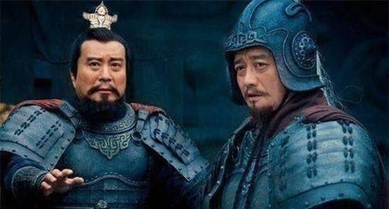论宗法正统，袁术才是四世三公的正宗继承人聊三国绕不开汝南袁氏，都说袁绍、袁术