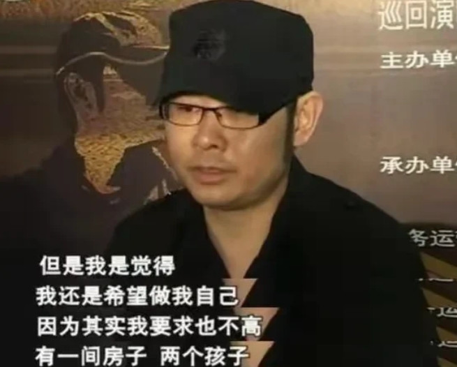 2004年，张艺谋邀请刀郎为《十面埋伏》献唱，不料却遭到拒绝，他费了好大劲才把刀