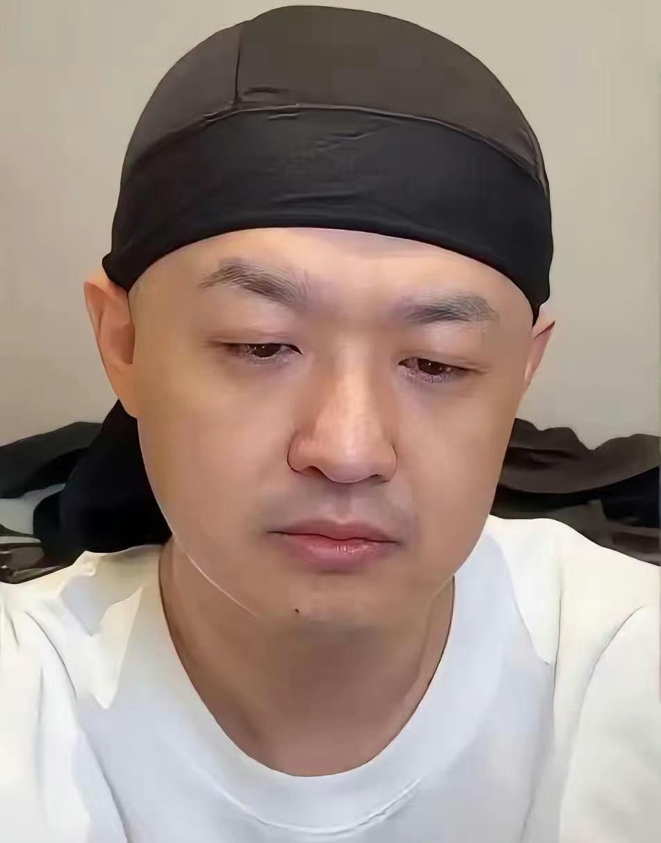 包贝尔出轨事件的真假，他已经用行动证明了。包贝尔出轨红衣女子的事情，不用多说