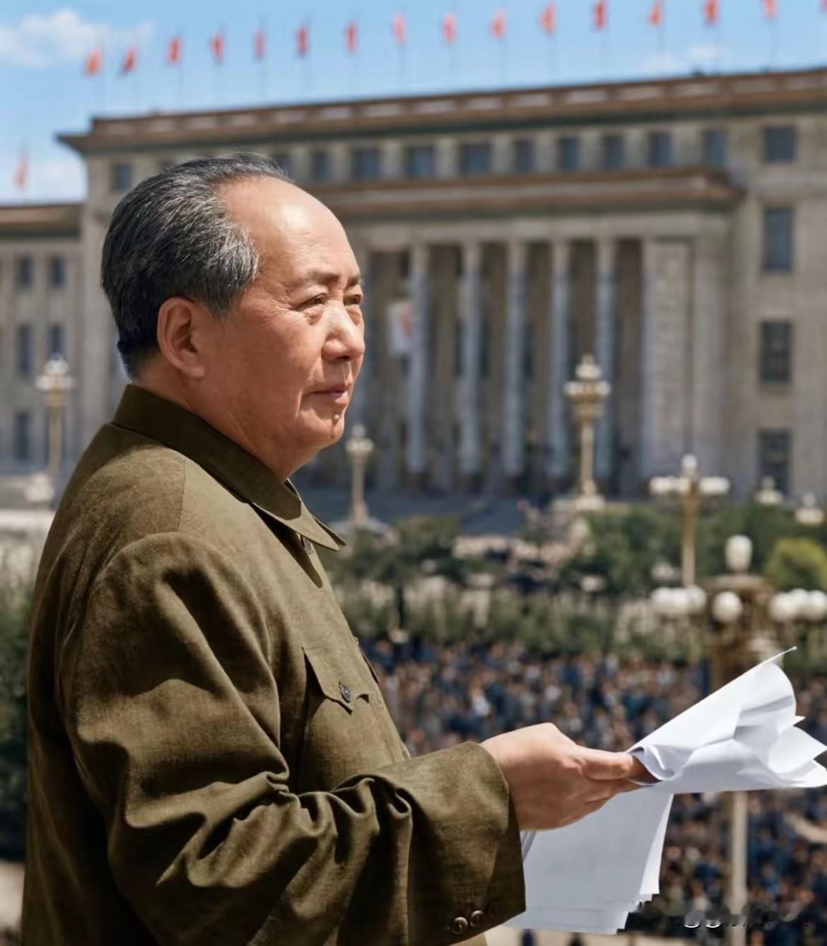 我不知道他为什么镇得住腐败，我只知道他曾经节衣缩食。他曾经在饭桌上，把别人不小心