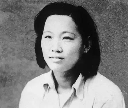 1950年，连长刘玉明结束了军旅生涯，准备转业离开部队，在路过汽车站的时候，他遇