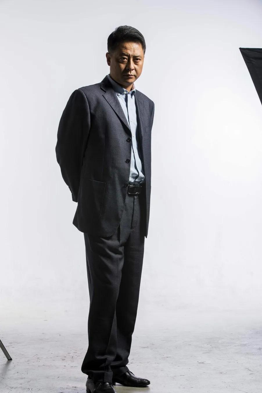 李嘉诚押错宝？中美贸易战这一局，商业巨鳄竟失算！肠子悔青也晚了