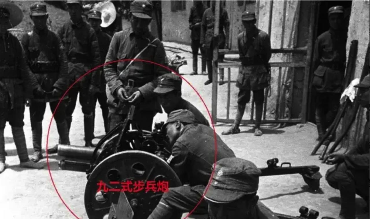 1940年，115师686团炮弹告急，全团只剩下3发炮弹，团长张仁初急得团团转。