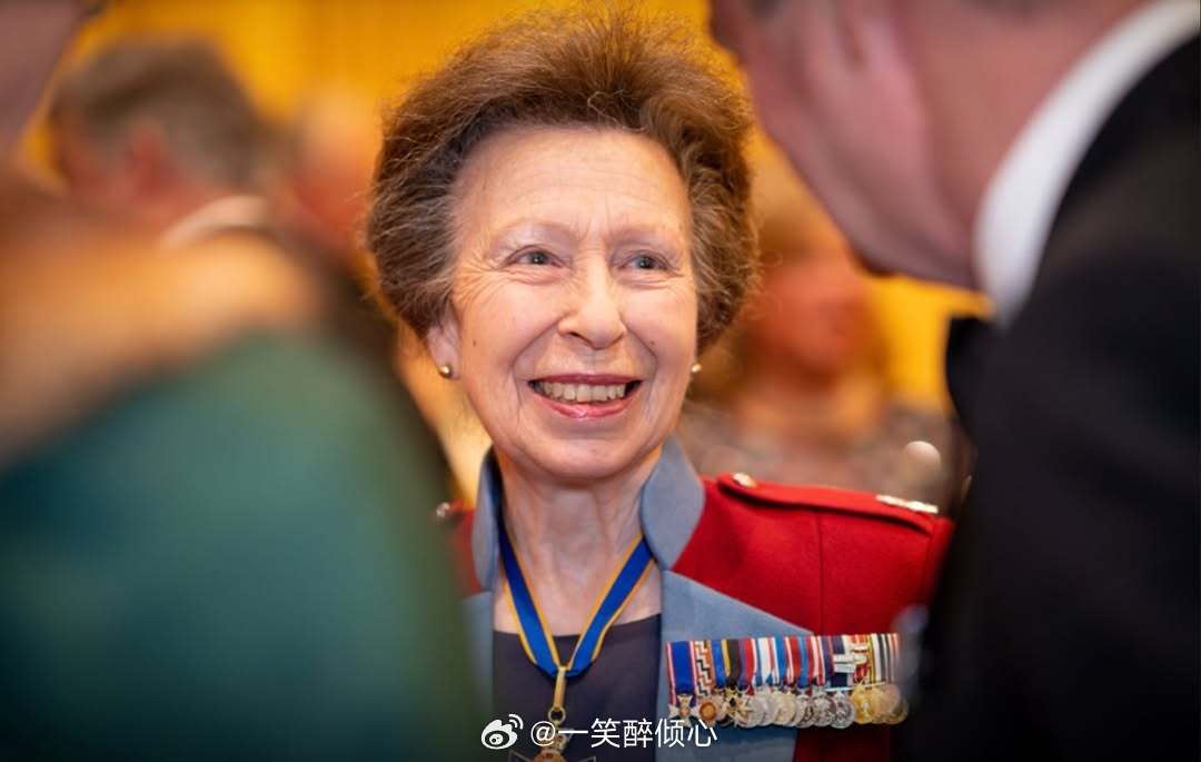 英国王室2026年3月4日，安妮长公主和蒂莫西劳伦斯爵士在伦敦参加晚宴，这次