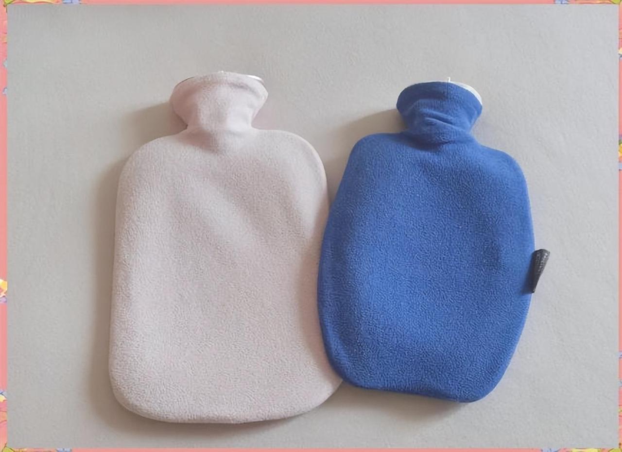 《一个热水袋胜过十个老中医？这个“土方法”真的是保命良方！》随着气温变化，热