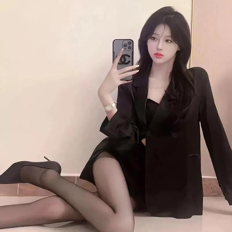 优雅黑丝诱惑，气质满满！💃✨包臀黑丝时尚黑丝风黑裙丝袜写真黑丝高跟御姐