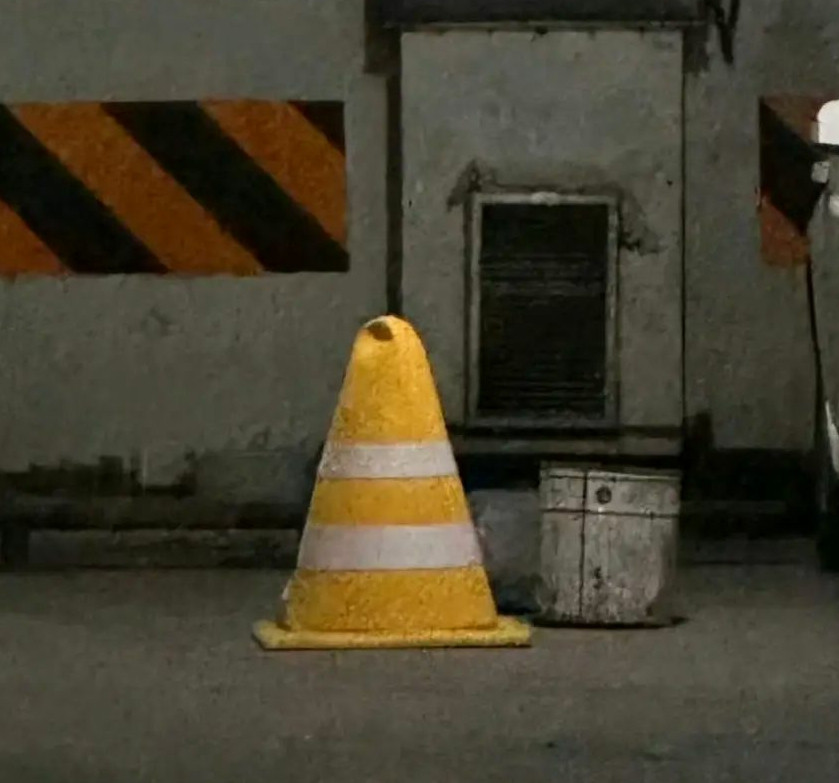 物业把我的猫窝拿去当路障了