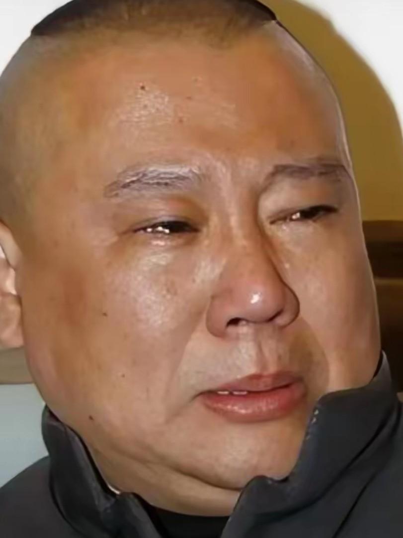 郭德纲太委屈了！因为曹云金的新书大卖，没有分给郭老师一点利润，说实话，书里如果没